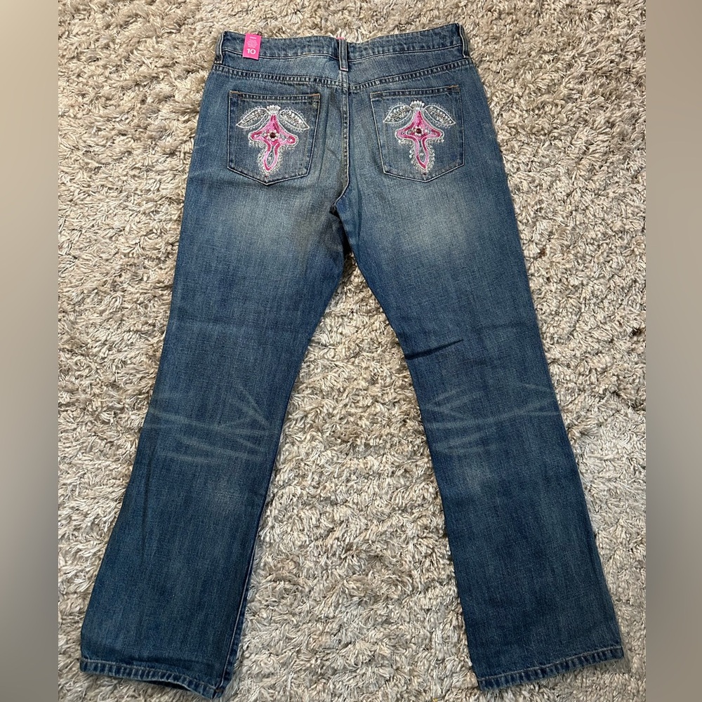 DREW Blue and Pink Flare Jeans with Embroidered Details
Size 10 NWT